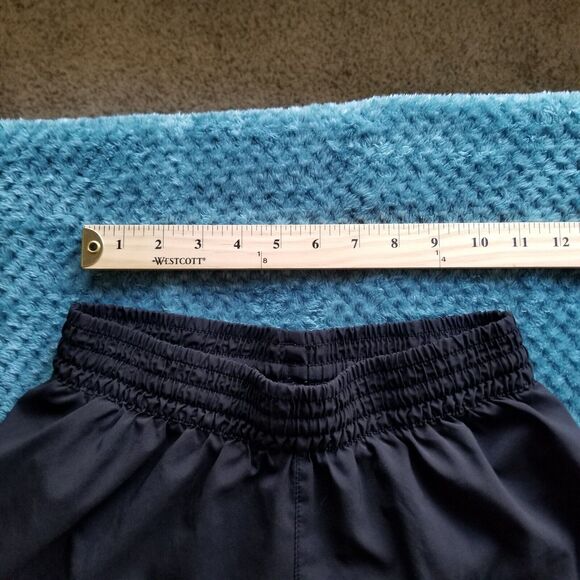 Puma Women's Black Active Shorts w/Pockets Size Small 3" Inseam - Picture 2 of 8